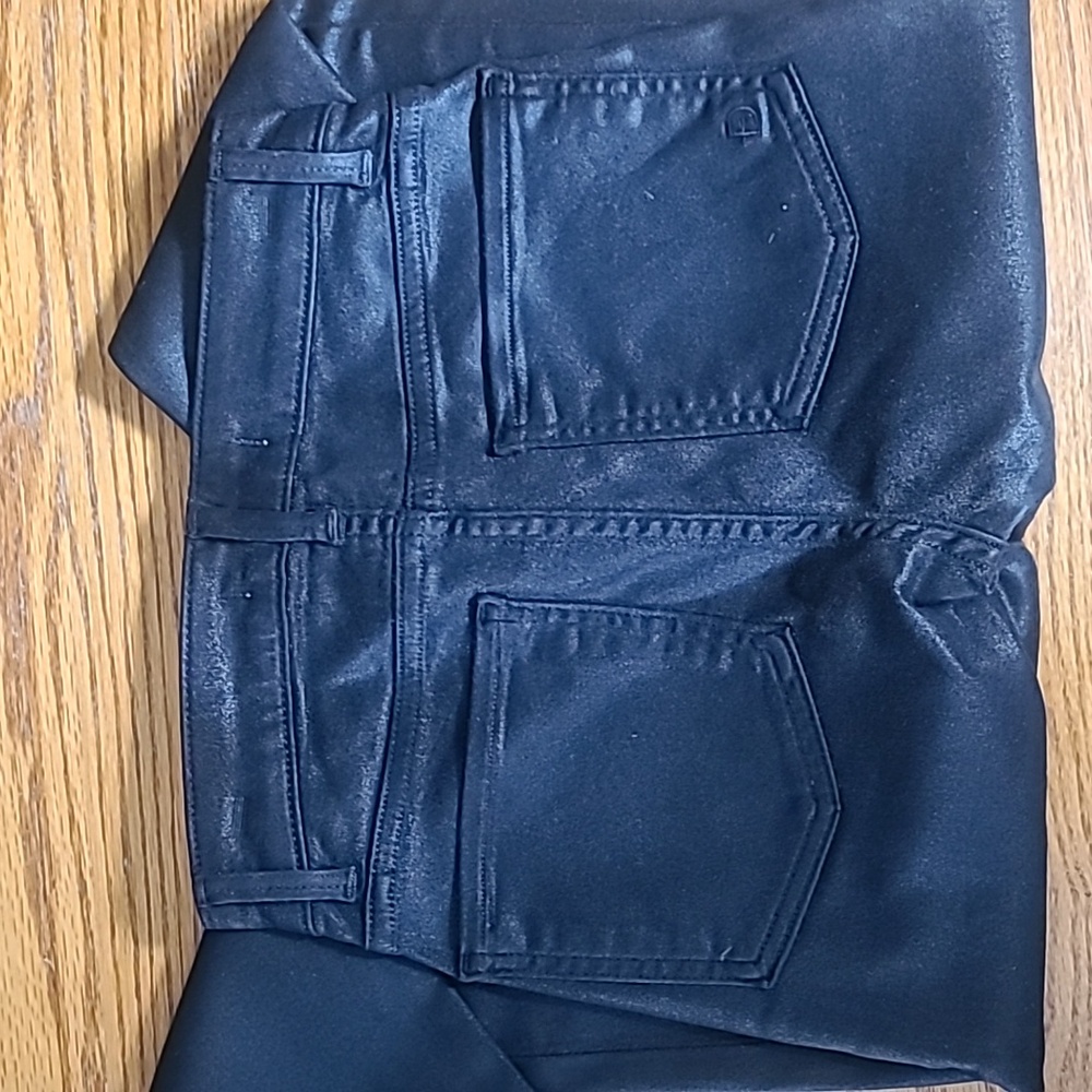 Fidelity Jean - Picture 2 of 5